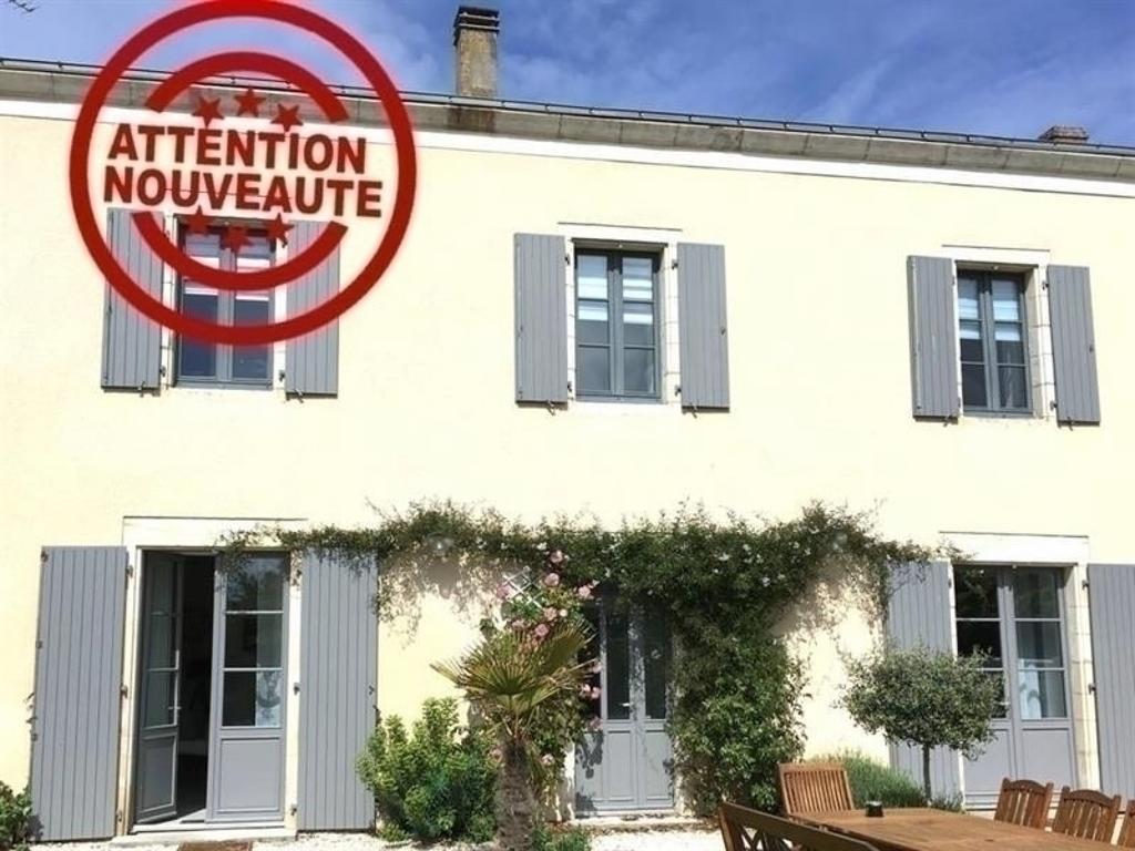 מלון ז'אר-סור-מר House Magnifique Maison De Caractere Proche Du Port De Plaisance מראה חיצוני תמונה